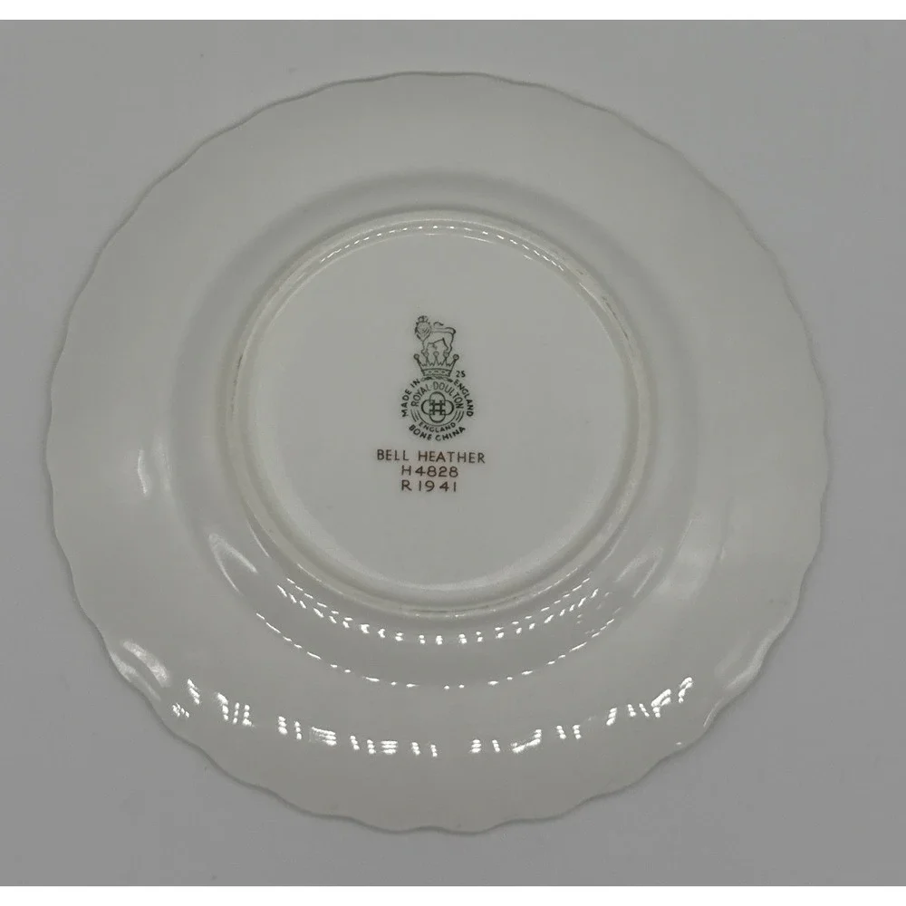 Royal Doulton Bell Heather H4828 Bone China Scalloped Bread Plate 6in Made in UK